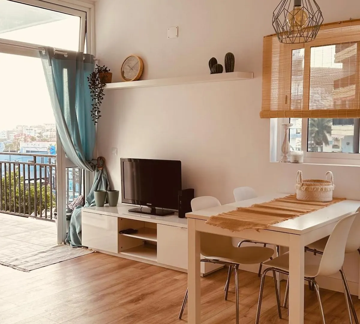 Oceanview Luxury Apartment لوس كريستيانوس